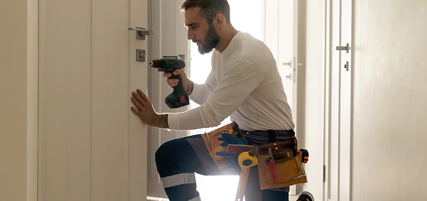 Mailbox Lock Installation Expert in Pollock Pines, California
