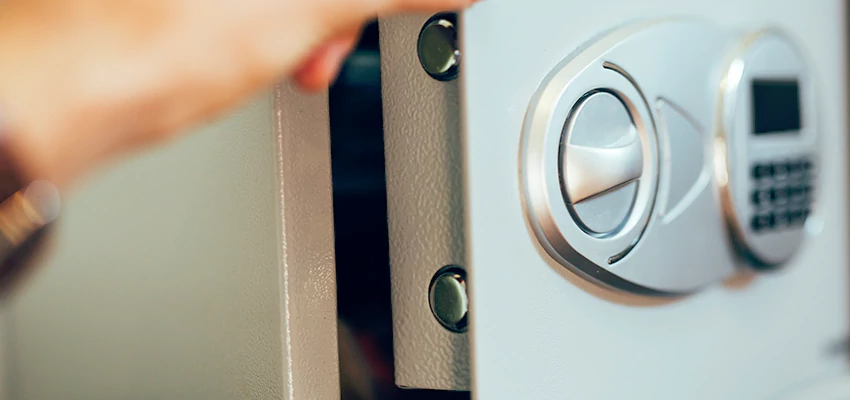 Fingerprint Safe Openers in Pollock Pines, CA